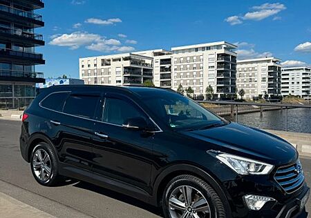 Hyundai Grand Santa Fe 2.2 CRDi Style 4WD Automatik ...