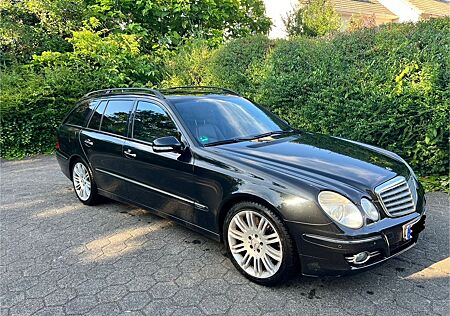 Mercedes-Benz E 500 T AVANTGARDE S211 7G 2. Hand V8 5.5L E550