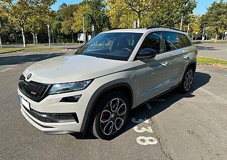 Skoda Kodiaq RS 4x4 Pano Canton AHK Standheizung 360°