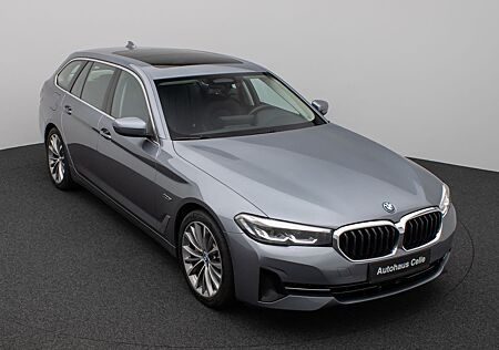 BMW 530e xD Pano Kamera DAB HiFi Adapt. Fahrwerk 19"