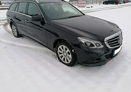 Mercedes-Benz E 220 BlueTEC Kombi*9Gtronic*AHK*Keyless*Navi
