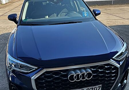 Audi Q3 45 TFSI e S tronic -