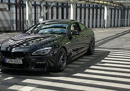 BMW 650i Coupé M Paket, Saphirschwarz, Scheckheft