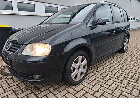 VW Touran Volkswagen Highline- Neu Zahnriemen