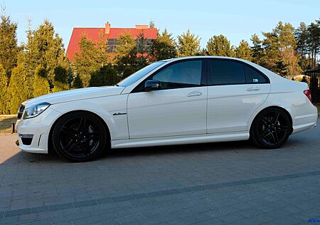 Mercedes-Benz C 63 AMG gebraucht kaufen Mercedes-Benz C 63 AMG C63 AMG W204 Unfallfrei, nur 27.500km,