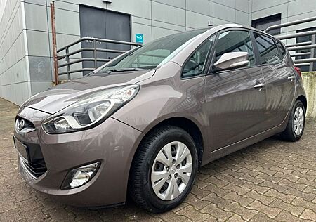 Hyundai ix20 1.4 STYLE KLIMAUT/PDC/TEMPO/SHZG/