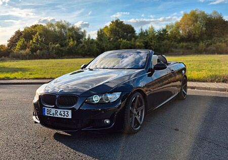 BMW 325i Cabrio E93