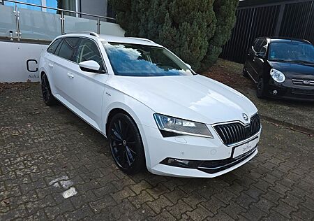 Skoda Superb Combi L&K"Leder"Navi"Autom.*BI-Xenon*AHK