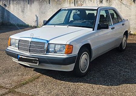 Mercedes-Benz 190