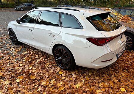 Cupra Leon 1.4 e-HYBRID 180kW DSG Sportstourer -
