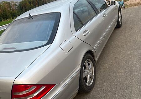 Mercedes-Benz S 500 L -