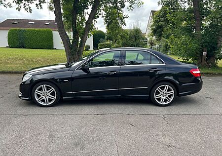 Mercedes-Benz E 200 CGI BlueE. AVANTGARDE AMG STYLING