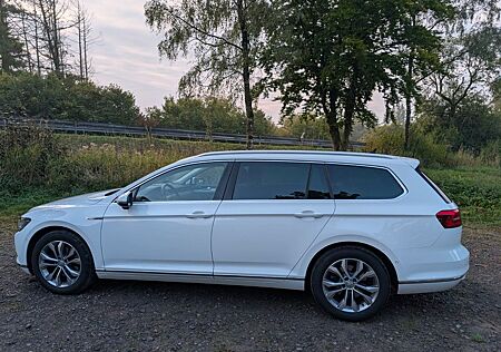 VW Passat Variant Volkswagen 2.0 TDI SCR 140kW DSG BMT 4M ...