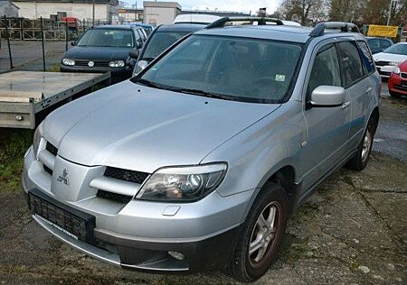 Mitsubishi Outlander 2.4 Sport