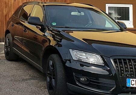 Audi Q5 2.0 TDI S tronic quattro -