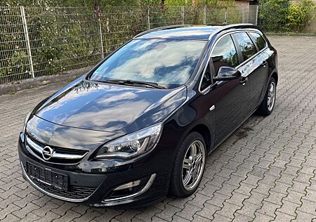 Opel Astra J Sports Tourer Exklusiv Xenon - Rück-Kam