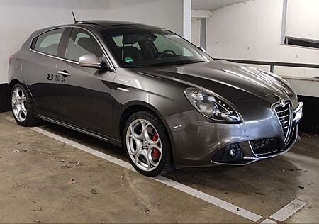 Alfa Romeo Giulietta 1.4 TB 16V MultiAir ALFA TCT Turis...