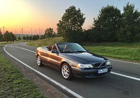 Volvo C70 2.0T CABRIOLET Collection