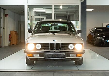 BMW 525 gebraucht kaufen BMW 525e Schiebedach Standheiz. 2. Hand Top Zustand!