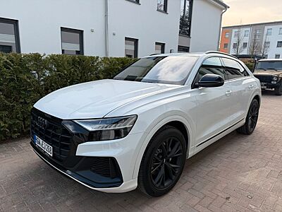 Audi Q8 50 TDI quattro / B&O / Panorama