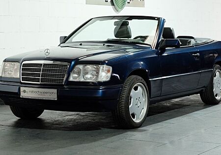 Mercedes-Benz E 220 Cabriolet mit geringer Laufleistung!