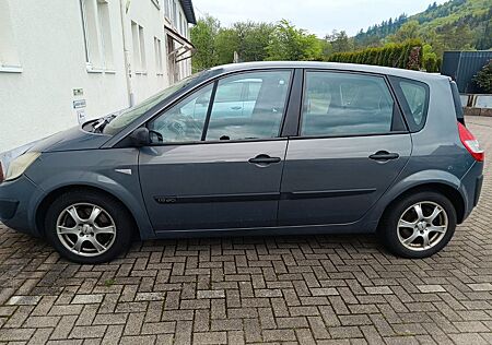 Renault Scenic Avantage 1.9 dCi FAP 96kW Avantage