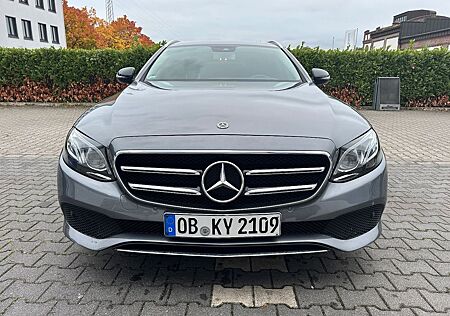 Mercedes-Benz E 220 d T Autom. Avantgarde Widescreen