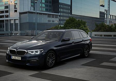 BMW 530d xDrive Touring ///M-Sport AHK Sthzg. HUD Pa
