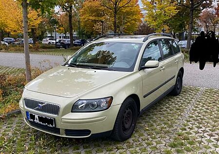 Volvo V50 1.8 - Zuverlässiger Kombi mit 73000 km