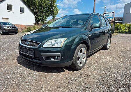 Ford Focus 1,6 Ti-VCT Titanium NEUE TÜV*KLIMA*2 HAND