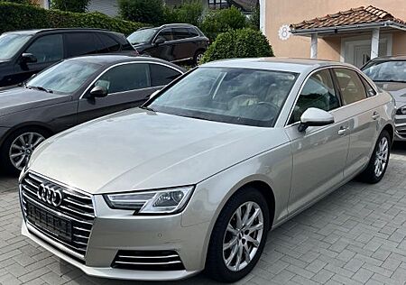 Audi A4 S-Line / 124.000km /Service Neu