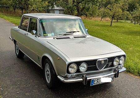 Alfa Romeo Berlina 2000
