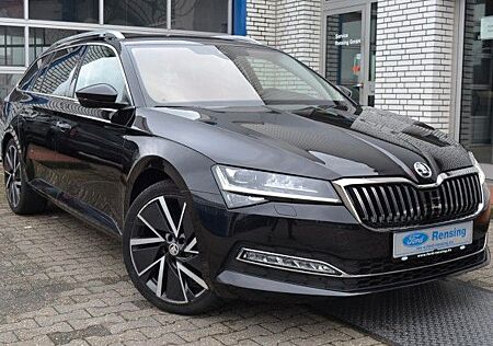 Skoda Superb Combi Style LED Kamera