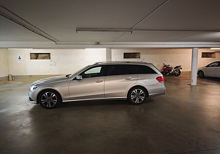 Mercedes-Benz E 220 BlueTEC T BlueEFF. Edition Autom. Edition
