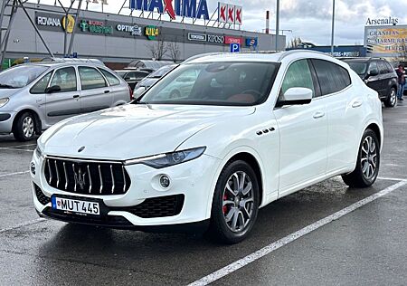 Maserati Levante Benzin 3.0 V6 257kW 4x4 Auto -