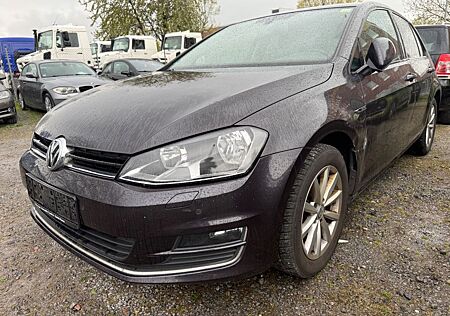 VW Golf Volkswagen VII 1.4 TSI 150PS BMT LOUNGE Tempomat PDC