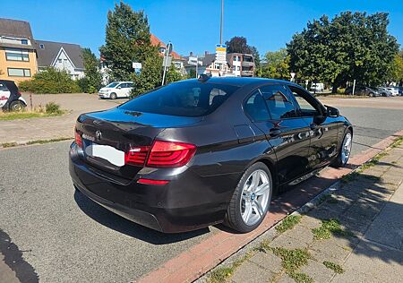 BMW 520d * *M-Packet *F10 *VOLL LEDER *BIXENON