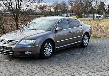 VW Phaeton Volkswagen V6 TDI 4Motion*LEDER*NAVI*LÄUFT SEHR GUT