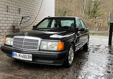 Mercedes-Benz 190