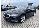 Skoda Octavia Combi First Edition DSG VIRTUAL ALCANTAR