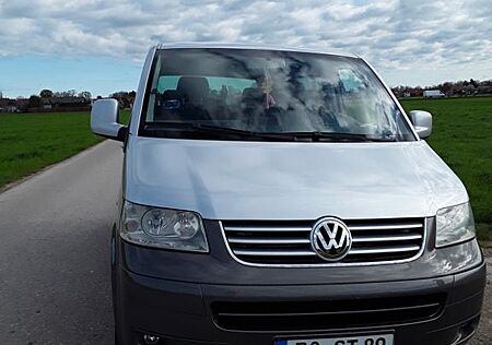 VW T5 Multivan Volkswagen 2,5l, TÜV Neu