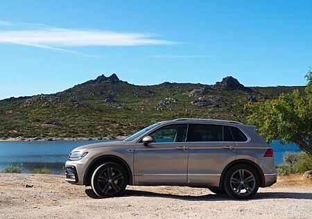 VW Tiguan Volkswagen 2.0 TDI SCR 140kW DSG 4MOTION Highlin...
