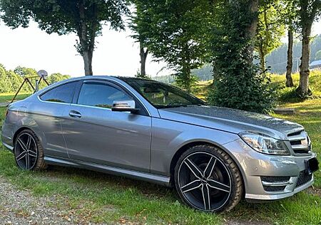 Mercedes-Benz C 250 CDI Sport Coupé Autom. Sport