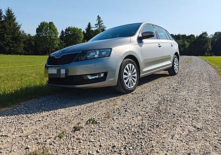 Skoda Rapid 1.0 TSI Ambition Spaceback Ambition