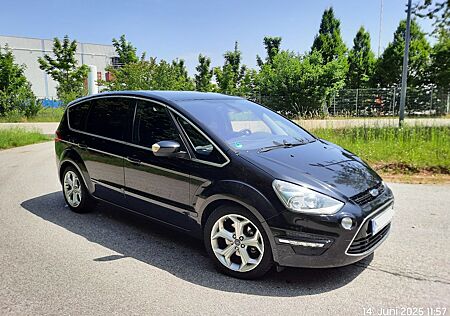 Ford S-Max 2,2 TDCi 147kW DPF Titanium Titanium