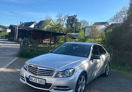 Mercedes-Benz C 250 CDI 4MATIC BlueEFF. AVANTG. Autom. AVA...