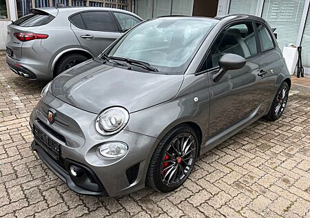Abarth 695C *Rennsportfeeling.*