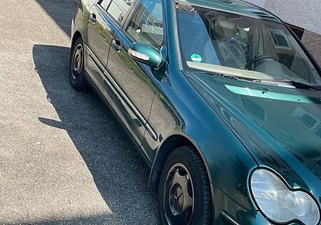 Mercedes-Benz C 220 CDI CLASSIC Classic Automatik / Anhängerk.