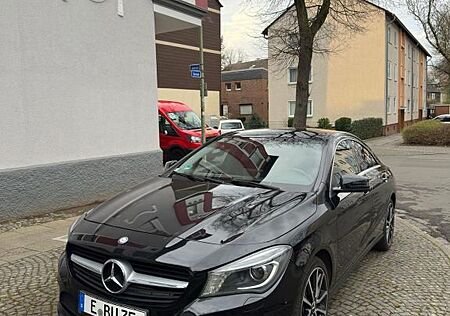 Mercedes-Benz CLA 180 d Coupé