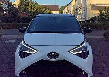 Toyota Aygo (X) Aygo (X) 1,0-l-VVT-i x-final x-final